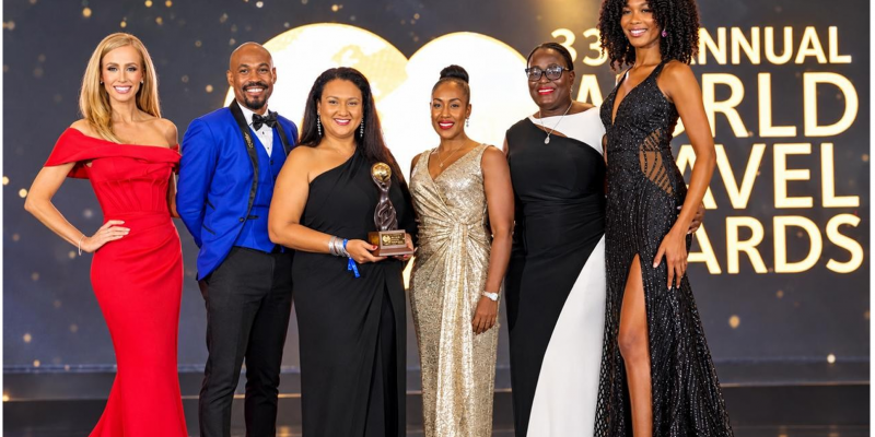 Club Mobay Named Caribbean’s Leading Airport Lounge for 14th Consecutive  Year at World Travel Awards